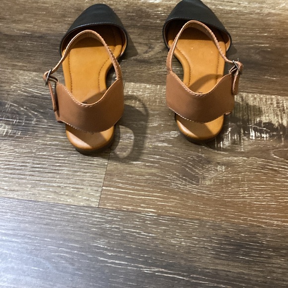 Lucky Brand Sandals - Picture 3 of 6